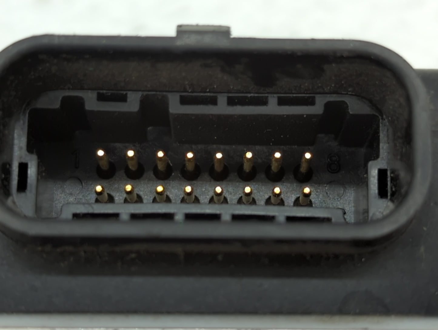 2015 Lexus Es350 PCM Engine Control Computer ECU ECM PCU OEM P/N:89661-33Q11 89661-33Q10 Fits OEM Used Auto Parts - Oemuseda