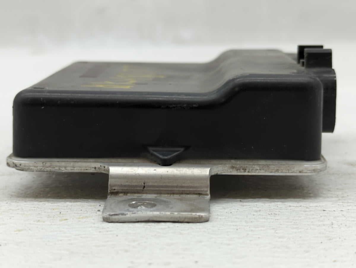 2015 Lexus Es350 PCM Engine Control Computer ECU ECM PCU OEM P/N:89661-33Q11 89661-33Q10 OEM Used Auto Parts - Oemusedautopa