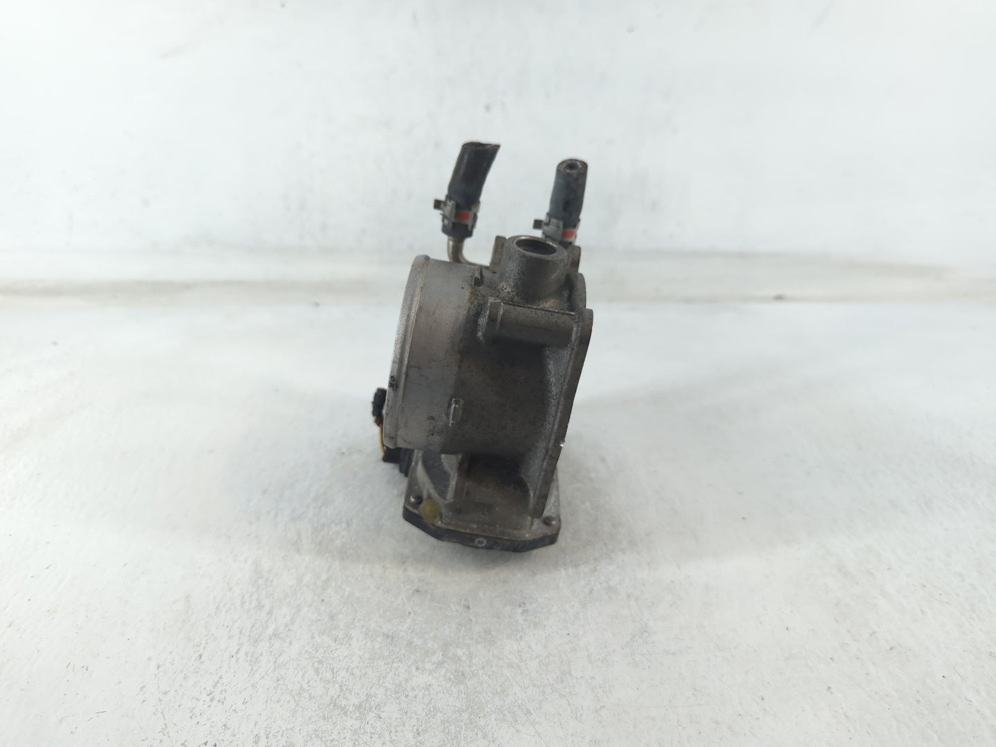 2007-2018 Lexus Es350 Throttle Body P/N:22030-0P050 Fits OEM Used Auto Parts - Oemusedautoparts1.com