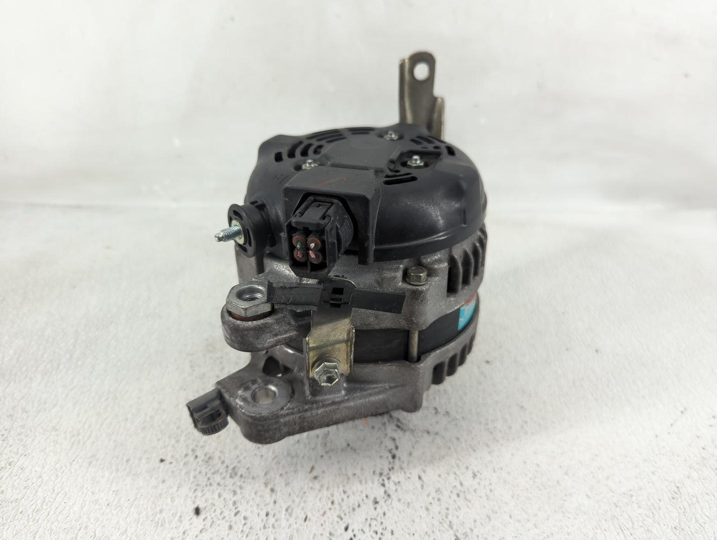 2014-2015 Lexus Is250 Alternator Replacement Generator Charging Assembly Engine OEM P/N:27060-31212 Fits OEM Used Auto Parts