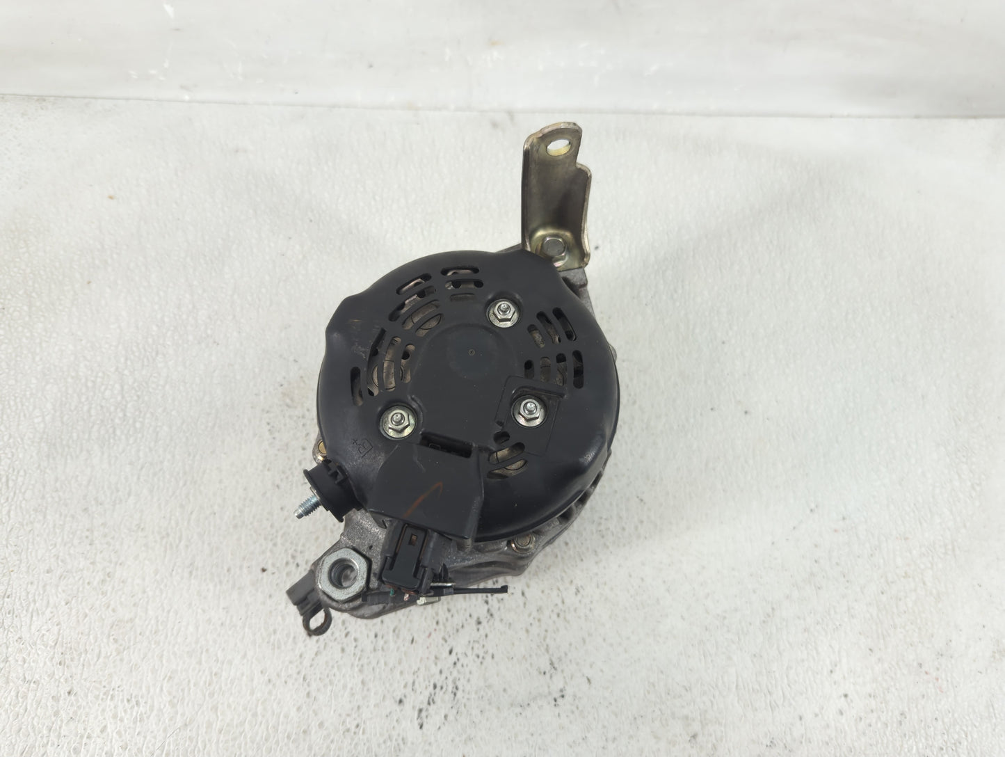 2014-2015 Lexus Is250 Alternator Replacement Generator Charging Assembly Engine OEM P/N:27060-31212 Fits OEM Used Auto Parts