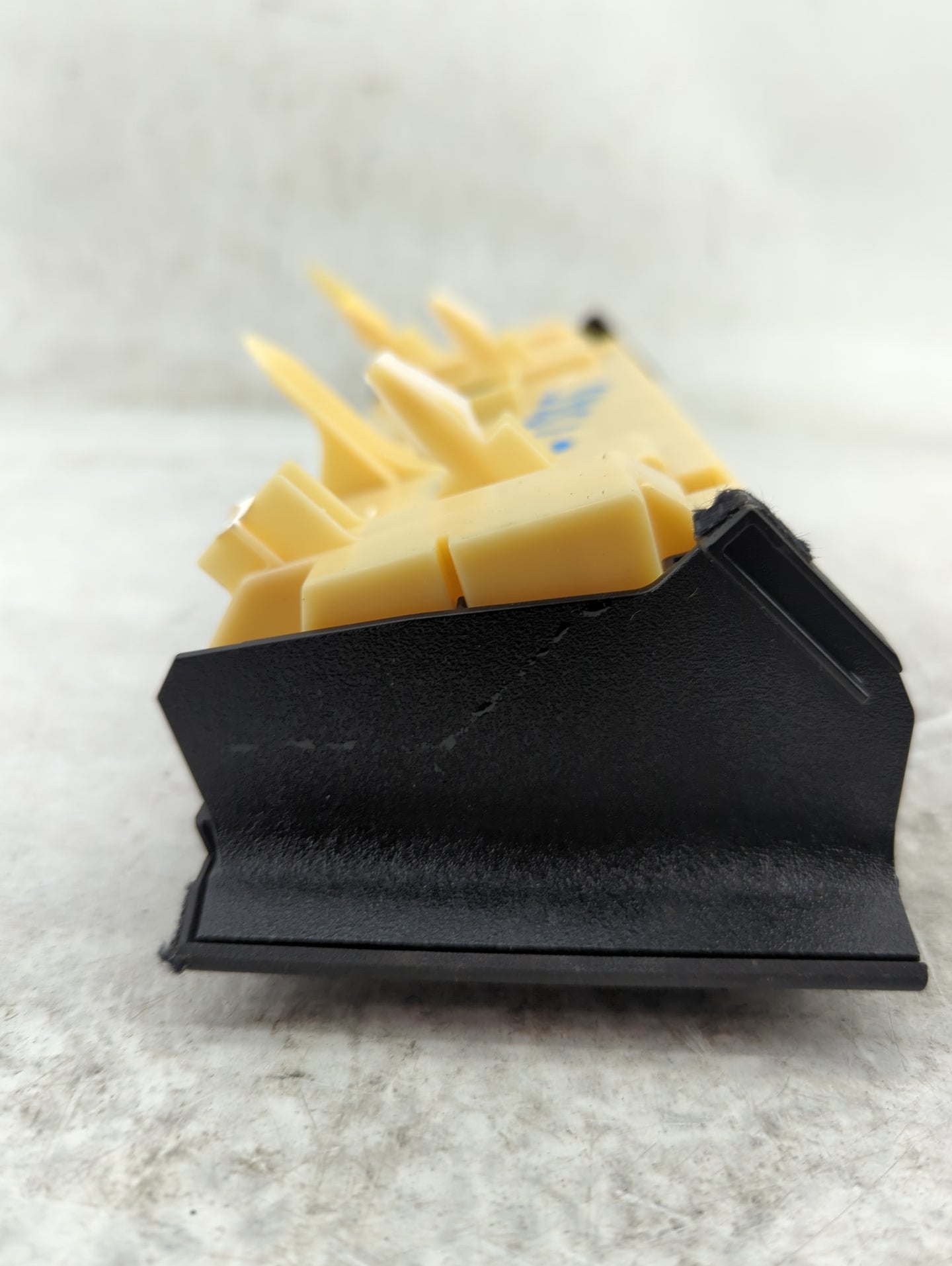 2015 Lexus Is250 Climate Control Module Temperature AC/Heater Replacement P/N:55900-53191 704-2F48 Fits OEM Used Auto Parts 