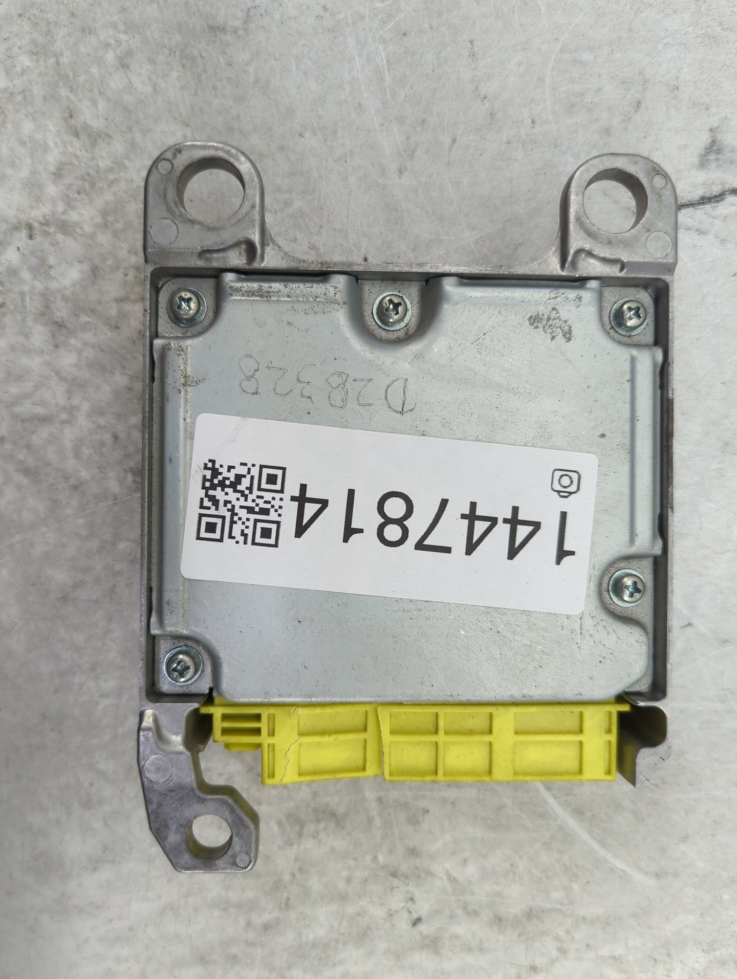 2014-2015 Lexus Is250 Safety Restraint Srs Airbag Control Module - Oemusedautoparts1.com