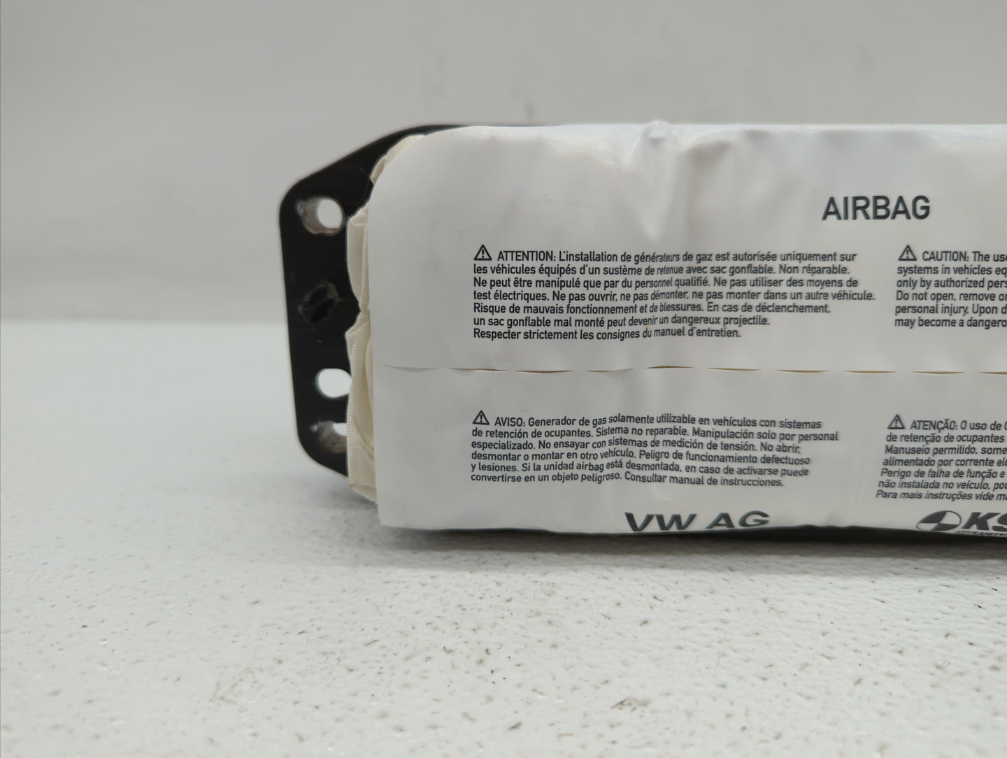 2014-2015 Lexus Is250 Air Bag Passenger Right Knee OEM P/N:0589-P1-000369 Fits Fits 2014 2015 2016 2017 2018 2019 OEM Used A