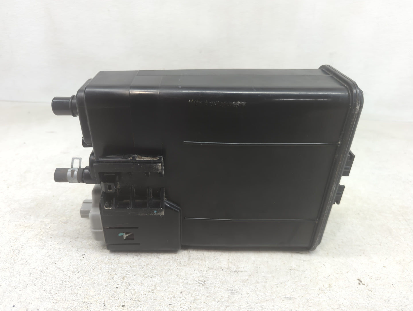 2015 Lexus Nx200t Fuel Vapor Charcoal Canister 1393157 - Oemusedautoparts1.com