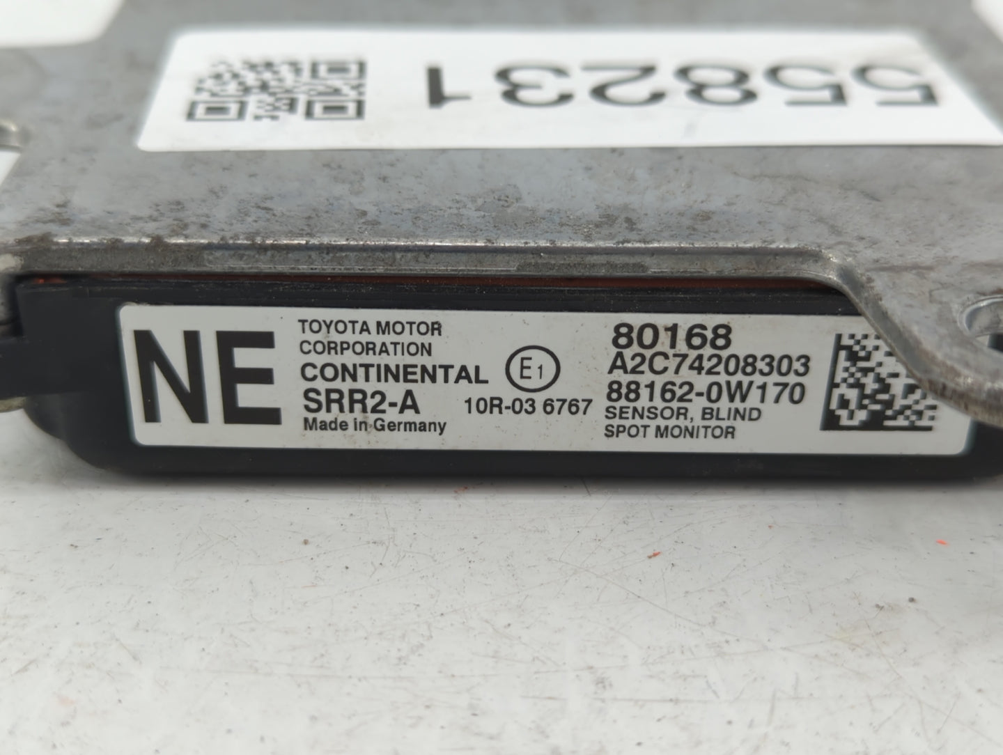 2015 Lexus Nx200t Chassis Control Module Ccm Bcm Body Control 88162-0w170 - Oemusedautoparts1.com