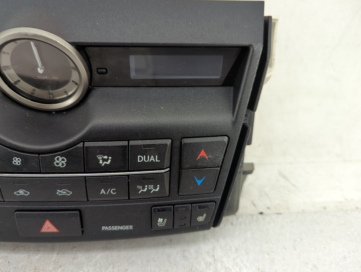 2015-2017 Lexus Nx300 Climate Control Module Temperature AC/Heater Replacement P/N:55900-78021 237000-7250 Fits OEM Used Aut
