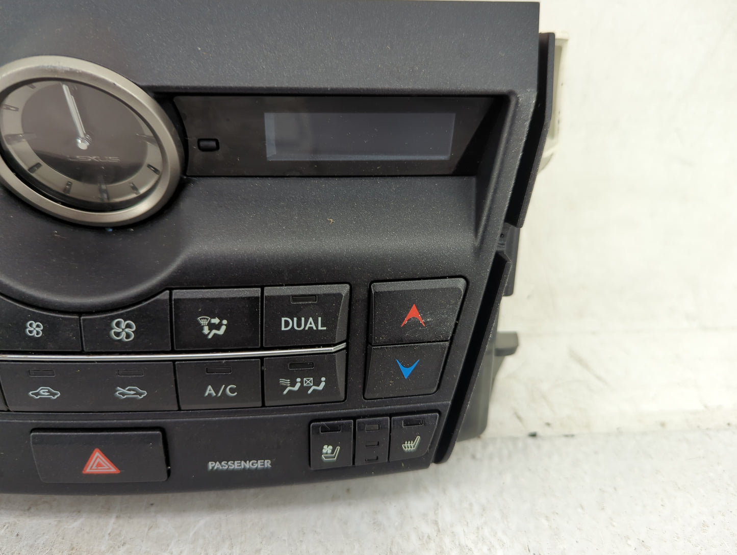 2015-2017 Lexus Nx300 Climate Control Module Temperature AC/Heater Replacement P/N:55900-78021 237000-7250 Fits OEM Used Aut