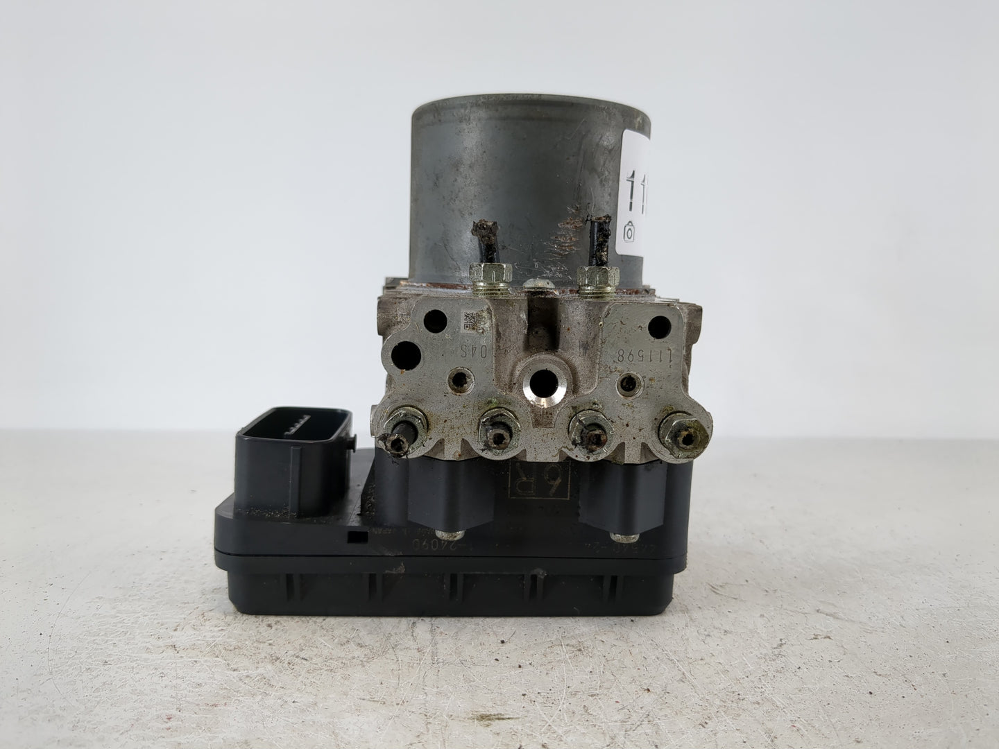 2015 Lexus Rc350 ABS Pump Control Module Replacement P/N:89541-24090 44540-24020 Fits OEM Used Auto Parts - Oemusedautoparts