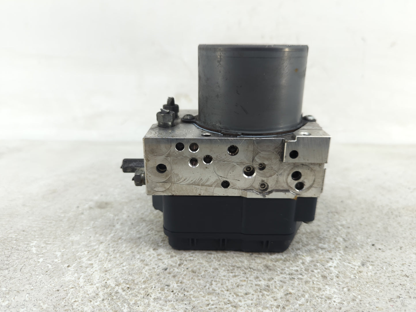 2014-2015 Lexus Rx350 ABS Pump Control Module Replacement P/N:116040-36390 Fits Fits 2014 2015 OEM Used Auto Parts - Oemused