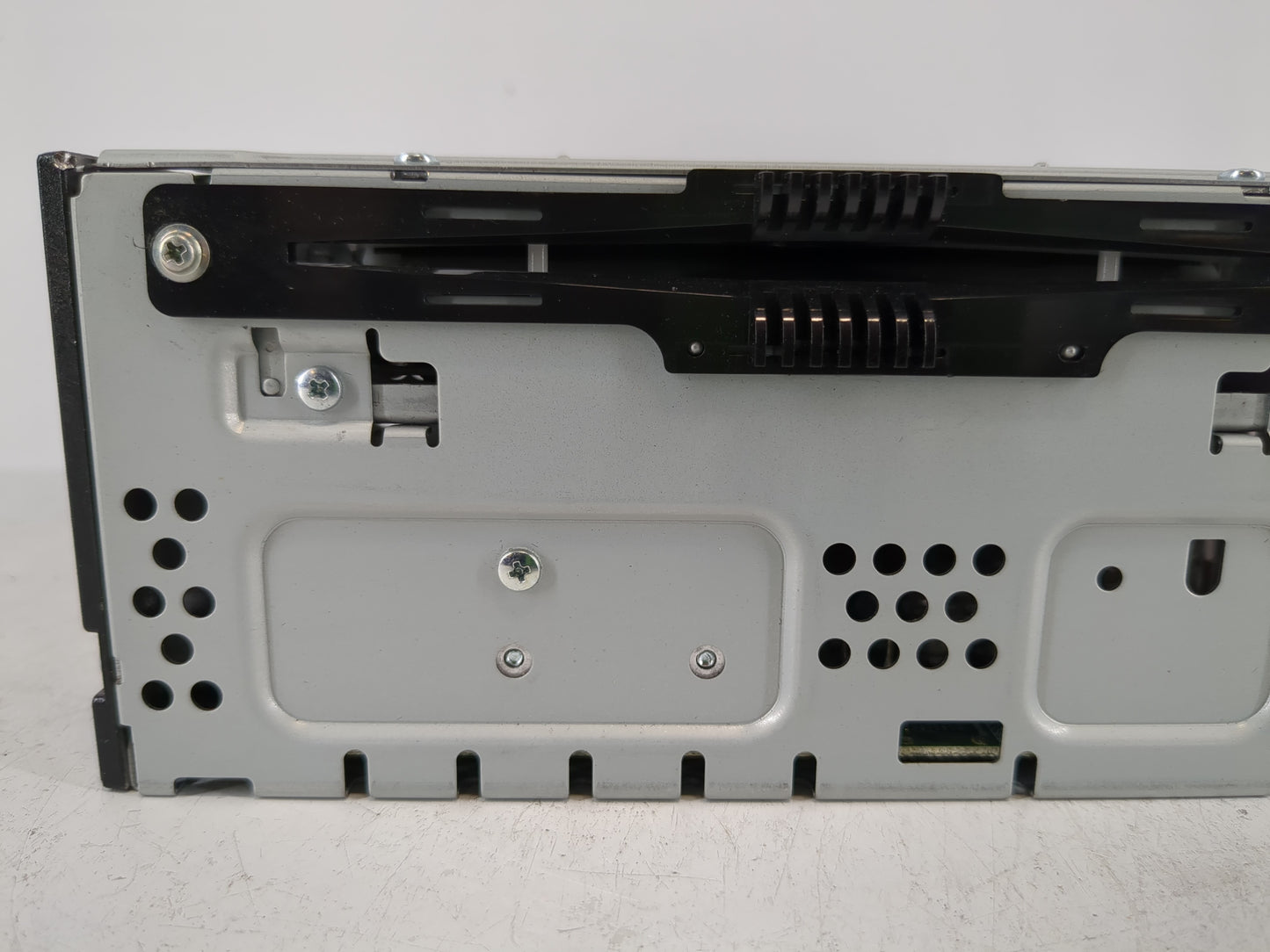 2015 Lincoln Mkc Radio AM FM Cd Player Receiver Replacement P/N:EJ7T-19C107-AF Fits OEM Used Auto Parts - Oemusedautoparts1.