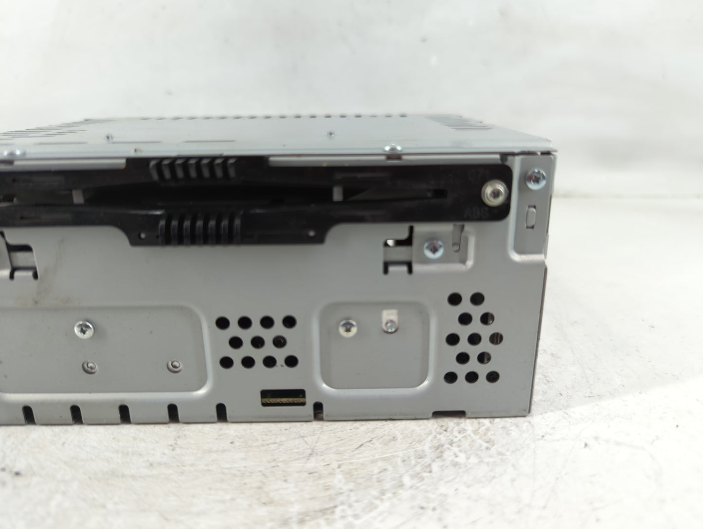 2015 Lincoln Mkc Radio AM FM Cd Player Receiver Replacement P/N:EJ7T-19C107-AG Fits OEM Used Auto Parts - Oemusedautoparts1.