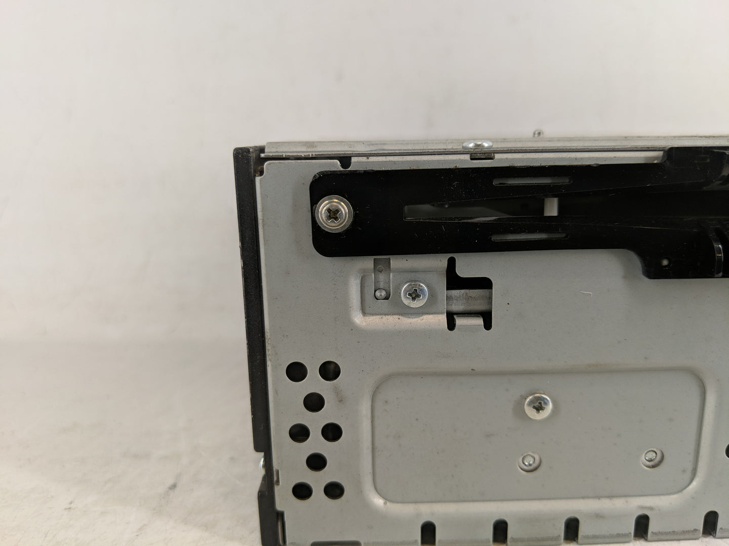 2015 Lincoln Mkc Radio AM FM Cd Player Receiver Replacement P/N:EJ7T-19C107-AG Fits OEM Used Auto Parts - Oemusedautoparts1.