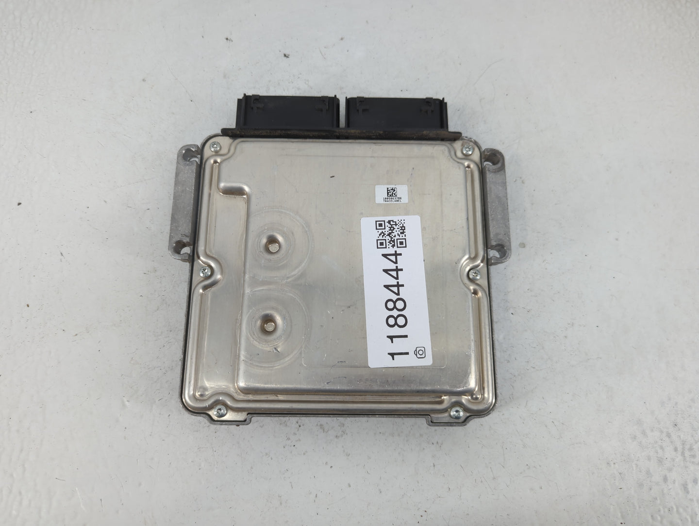 2015-2016 Lincoln Mkc PCM Engine Control Computer ECU ECM PCU OEM P/N:FJ7A-12A650-AMB Fits Fits 2015 2016 OEM Used Auto Part