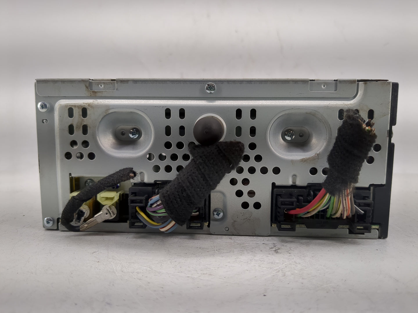 2015 Lincoln Mkc Radio AM FM Cd Player Receiver Replacement P/N:EJ7T-19C107-AF Fits OEM Used Auto Parts - Oemusedautoparts1.