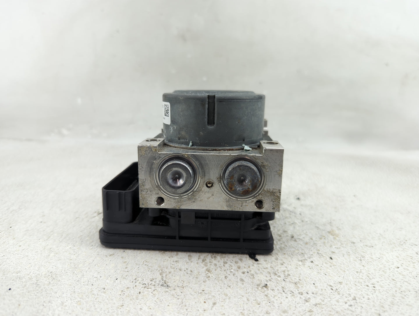 2015 Lincoln Mkc ABS Pump Control Module Replacement P/N:EJ7C-2C405-AF Fits OEM Used Auto Parts - Oemusedautoparts1.com