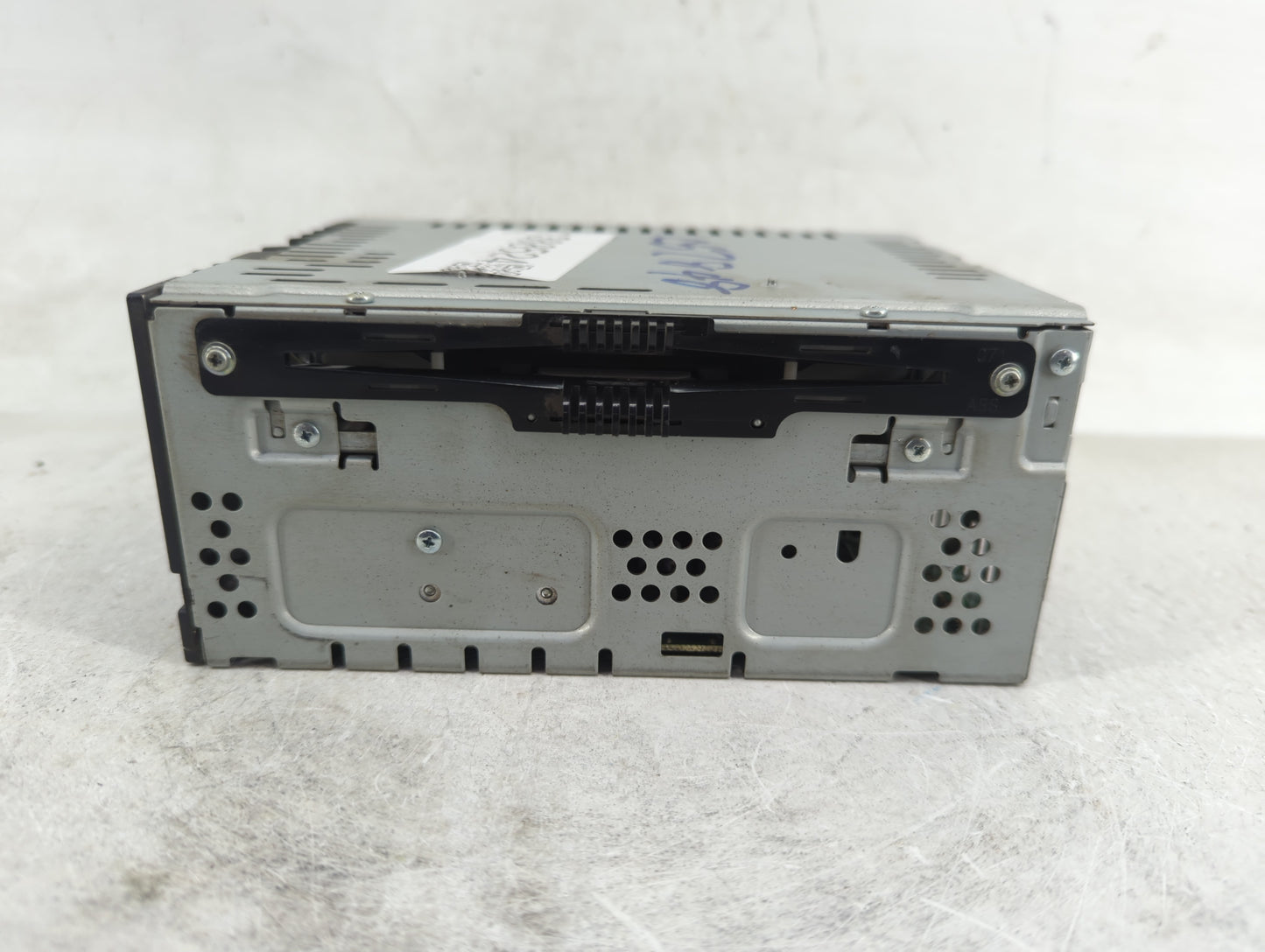 2015 Lincoln Mkc Radio AM FM Cd Player Receiver Replacement P/N:EJ7T-19C107-AF Fits OEM Used Auto Parts - Oemusedautoparts1.