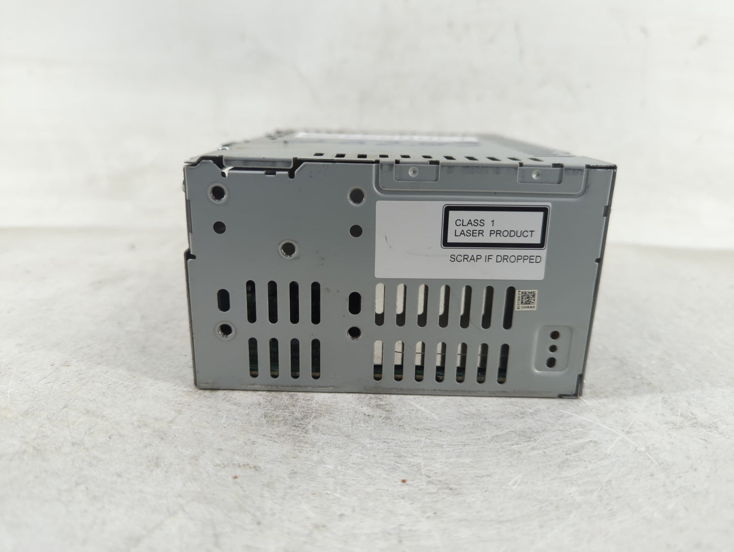 2015 Lincoln Mkc Radio AM FM Cd Player Receiver Replacement P/N:EJ7T-19C107-AF Fits OEM Used Auto Parts - Oemusedautoparts1.