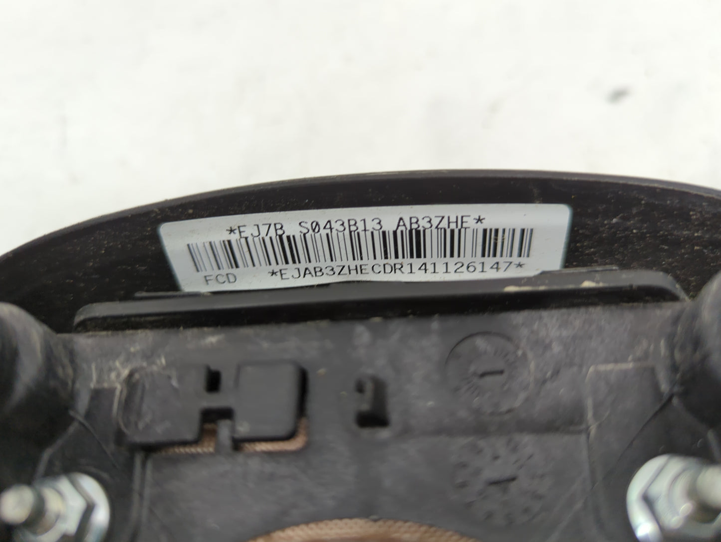 2015-2019 Lincoln Mkc Air Bag Driver Left Steering Wheel Mounted Fits Fits 2015 2016 2017 2018 2019 OEM Used Auto Parts - Oe