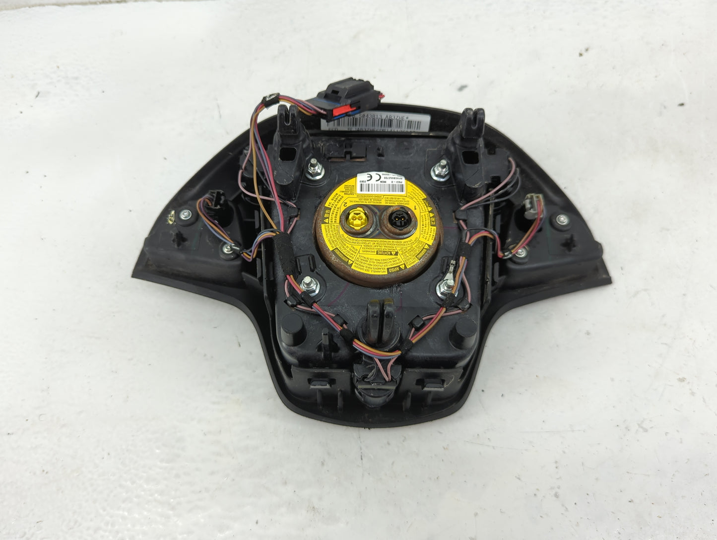 2015-2019 Lincoln Mkc Air Bag Driver Left Steering Wheel Mounted Fits Fits 2015 2016 2017 2018 2019 OEM Used Auto Parts - Oe