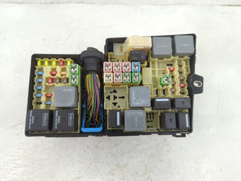 compare product 2015-2016 Lincoln Mkc Fusebox Fuse Box Panel Relay Module P/N:E00027328 AV6T-14A142-AB Fits Fits 2015 2016 OEM Used Auto Parts