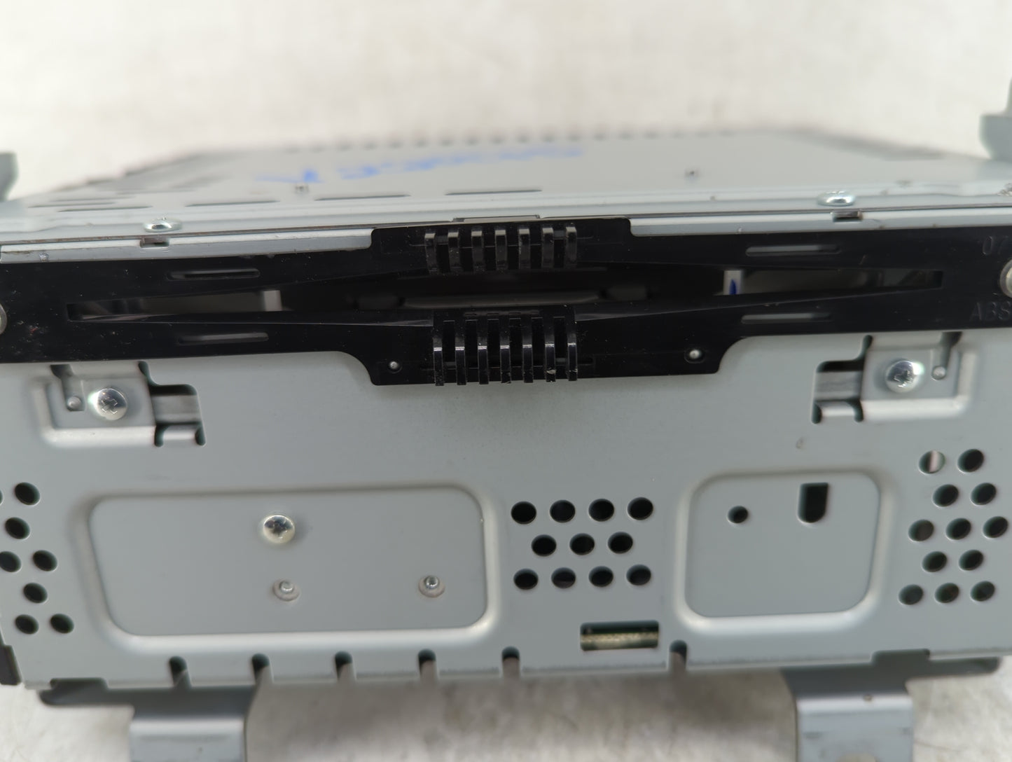 2015-2016 Lincoln Mkc Radio AM FM Cd Player Receiver Replacement Fits Fits 2015 2016 OEM Used Auto Parts - Oemusedautoparts1