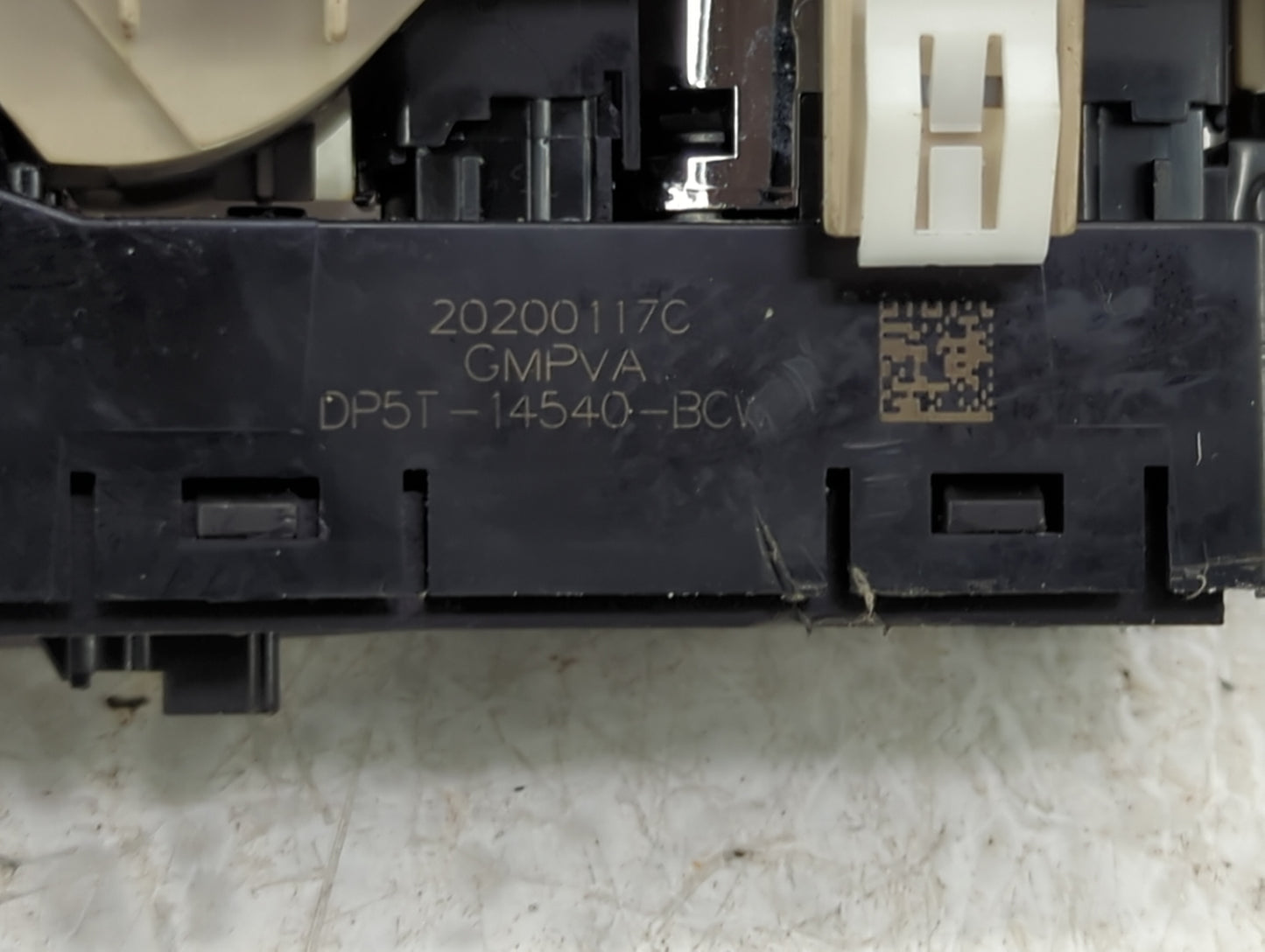 2015-2019 Lincoln Mkc Master Power Window Switch Replacement Driver Side Left P/N:DP5T-14540-BCW Fits OEM Used Auto Parts - 