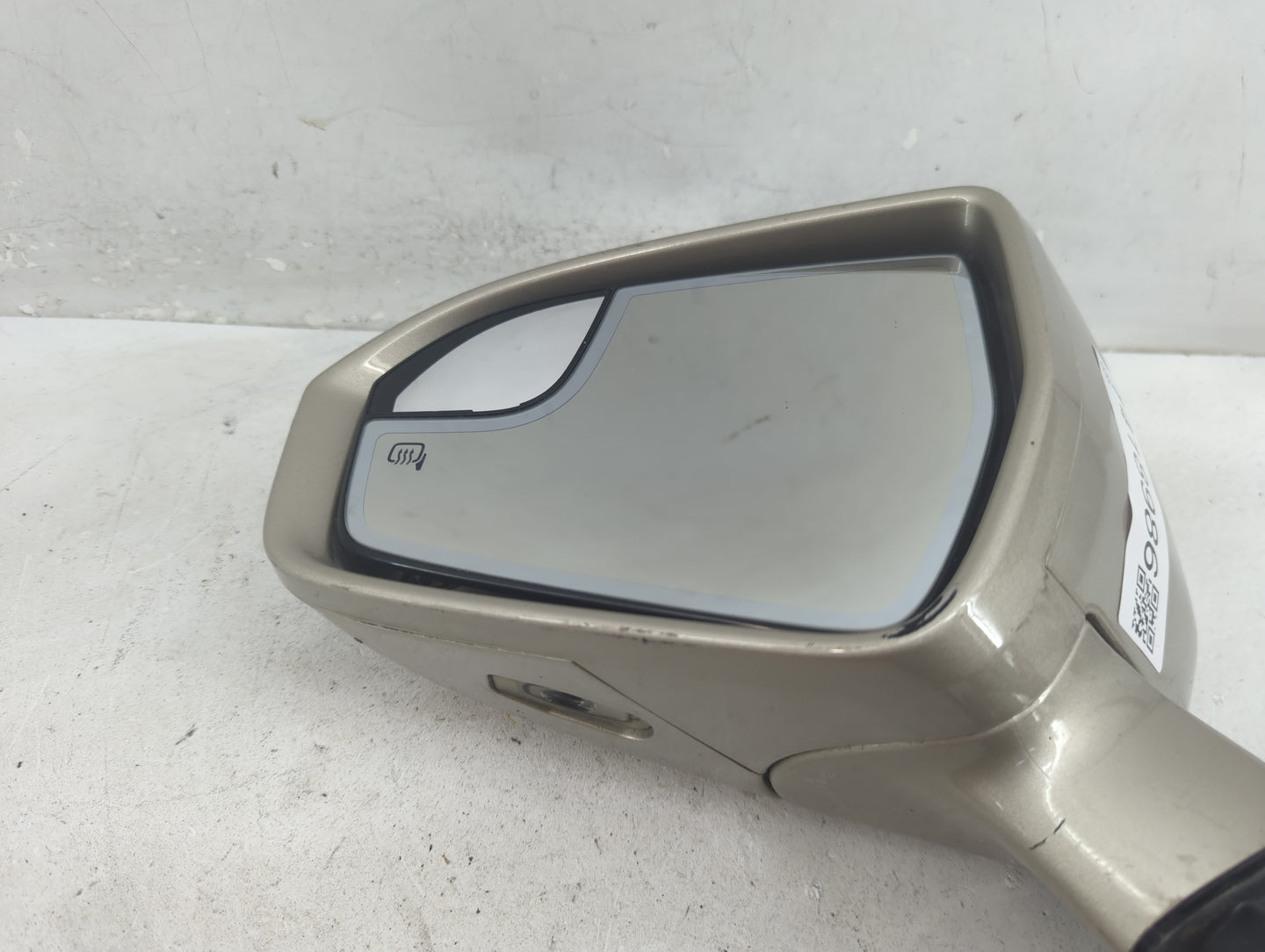 2015-2019 Lincoln Mkc Driver Side View Mirror - Left Door Mirror OEM Used - Oemusedautoparts1.com