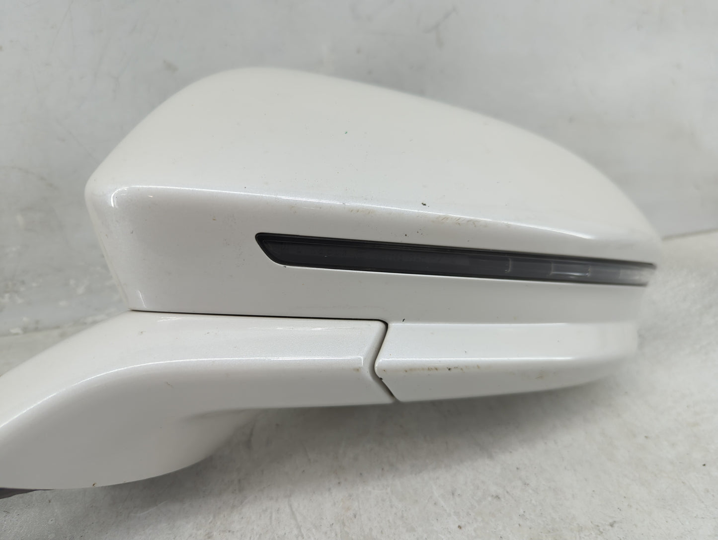2015-2019 Lincoln Mkc Driver Side View Mirror - Left Door Mirror OEM Used - Oemusedautoparts1.com