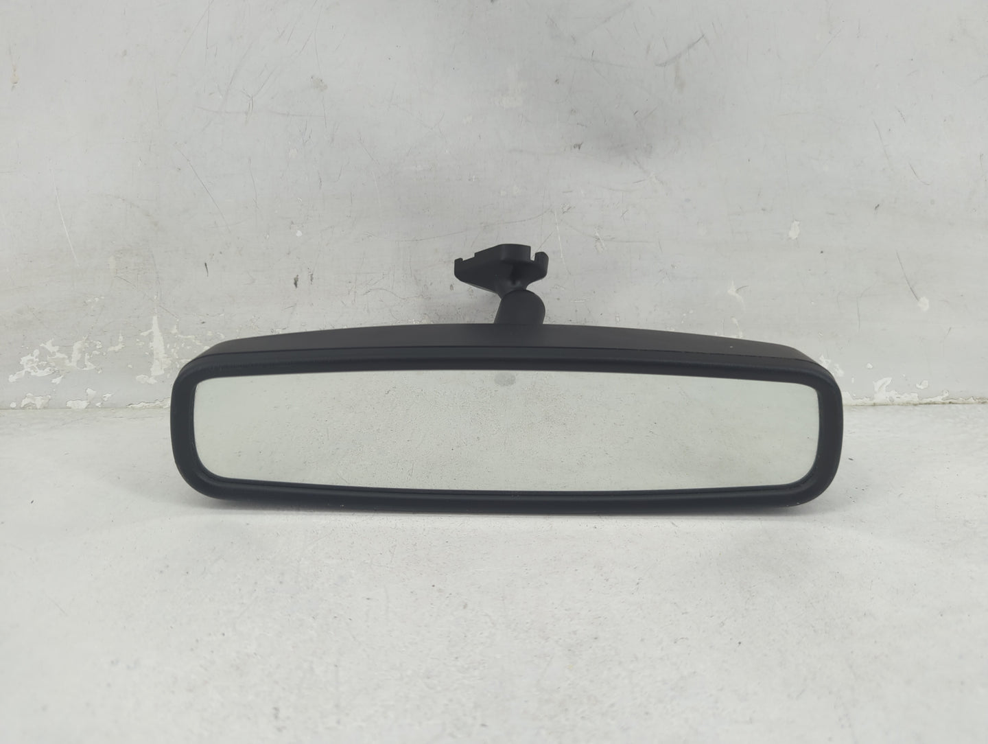2015-2016 Lincoln Mkc Interior Rear View Mirror Replacement OEM P/N:BU5A17E678LA Fits Fits 2015 2016 OEM Used Auto Parts - O