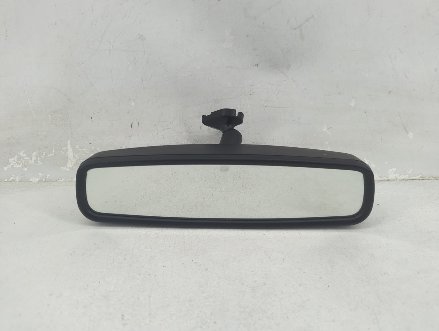 2015-2016 Lincoln Mkc Interior Rear View Mirror Replacement OEM P/N:BU5A17E678LA Fits Fits 2015 2016 OEM Used Auto Parts - O