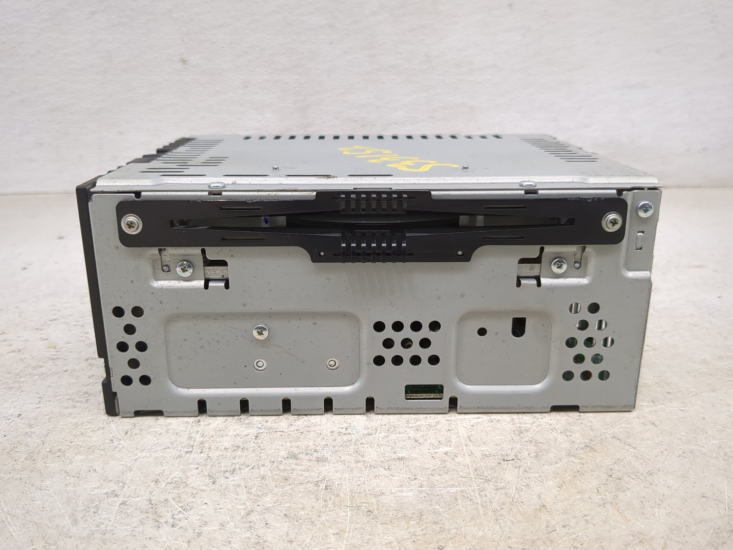 2015 Lincoln Mkc Radio AM FM Cd Player Receiver Replacement P/N:EJ7T-19C107-AG GMBVA Fits OEM Used Auto Parts - Oemusedautop