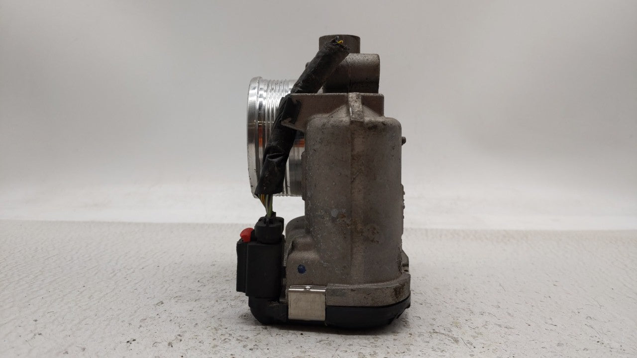2015-2019 Lincoln Mkc Throttle Body P/N:DS7E-9F991-BB Fits Fits 2014 2015 2016 2017 2018 2019 OEM Used Auto Parts - Oemuseda