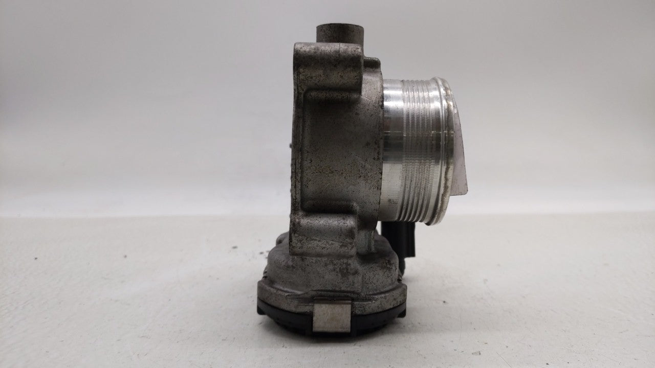 2015-2019 Lincoln Mkc Throttle Body P/N:DS7E-9F991-BB Fits Fits 2014 2015 2016 2017 2018 2019 OEM Used Auto Parts - Oemuseda