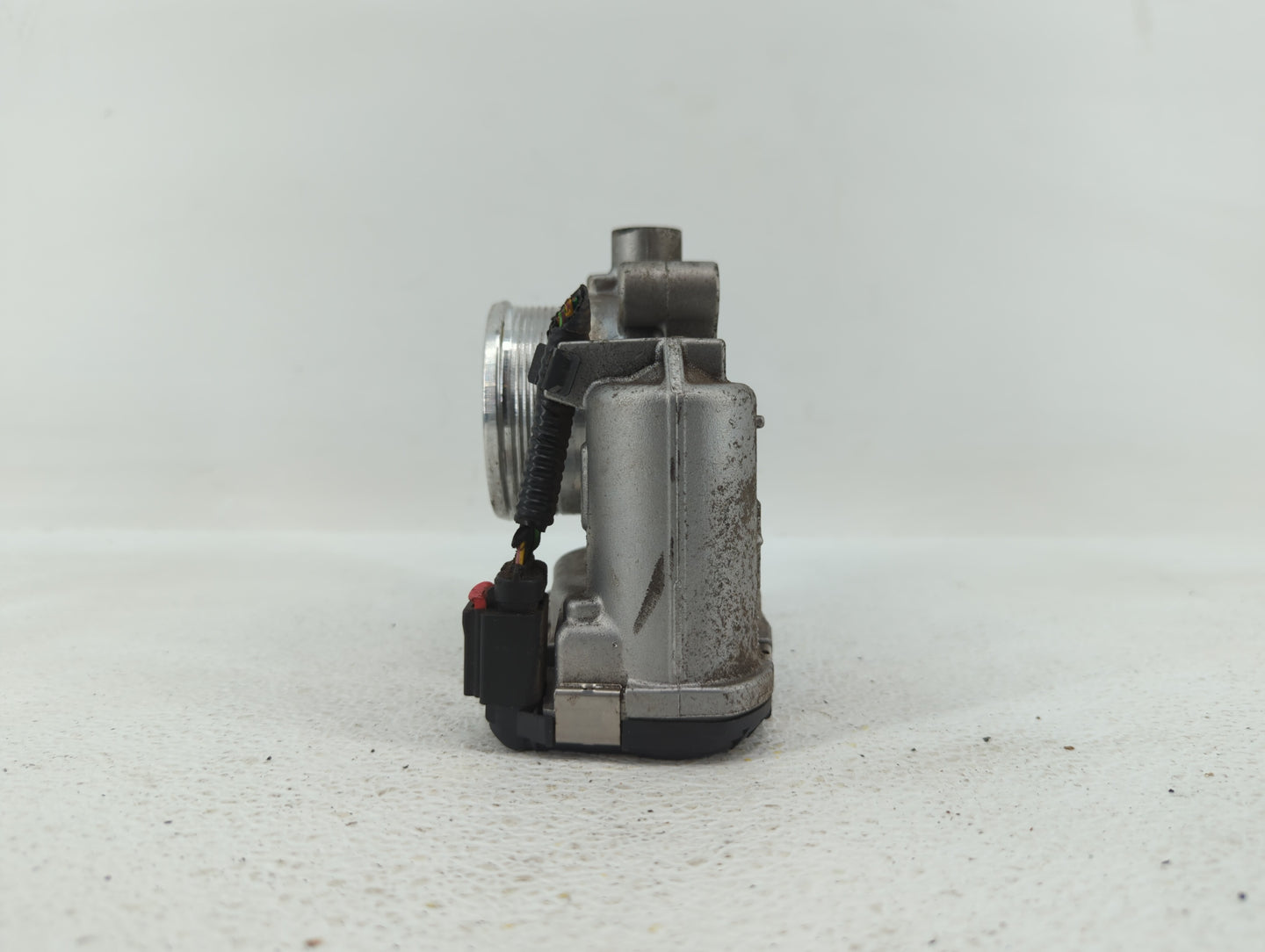 2015-2019 Lincoln Mkc Throttle Body P/N:0 280 750 566 DS7E-9F991-BB Fits Fits 2014 2015 2016 2017 2018 2019 OEM Used Auto Pa
