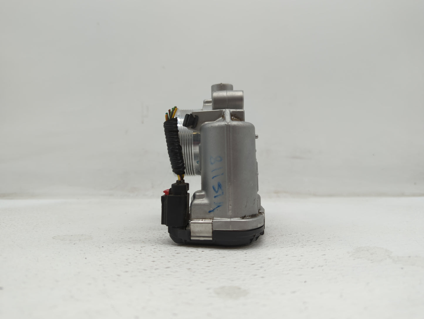 2015-2019 Lincoln Mkc Throttle Body P/N:0 280 750 566 DS7E-9F991-BB Fits Fits 2014 2015 2016 2017 2018 2019 OEM Used Auto Pa