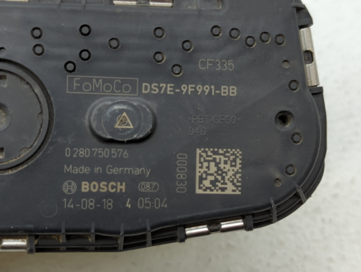2015-2019 Lincoln Mkc Throttle Body P/N:0 280 750 566 DS7E-9F991-BB Fits Fits 2014 2015 2016 2017 2018 2019 OEM Used Auto Pa