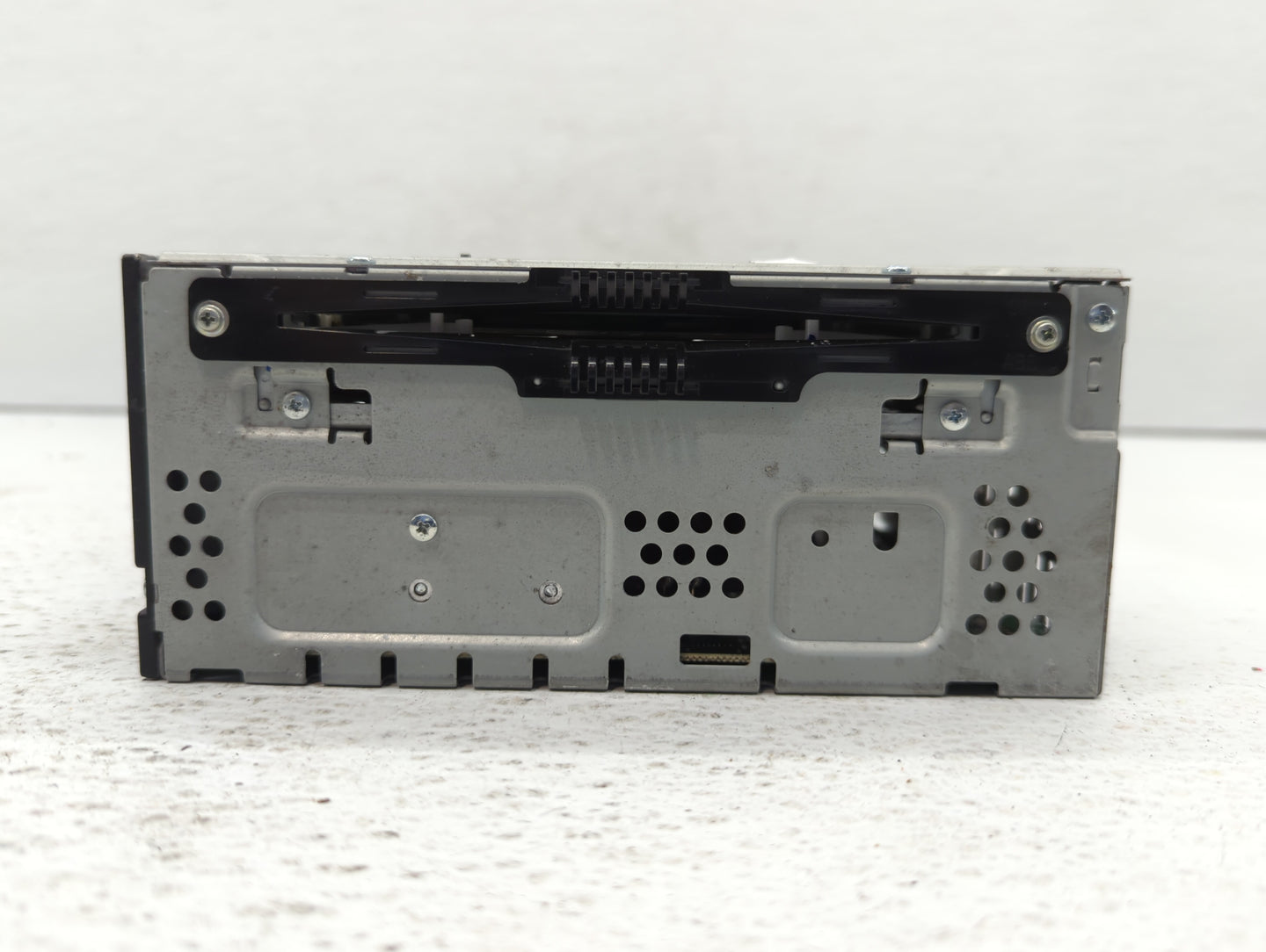2015-2015 Lincoln Mkc Am Fm Cd Player Radio Receiver - Oemusedautoparts1.com