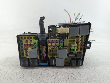 2015-2016 Lincoln Mkc Fusebox Fuse Box Panel Relay Module P/N:AV6T-14A067-AD Fits Fits 2015 2016 OEM Used Auto Parts