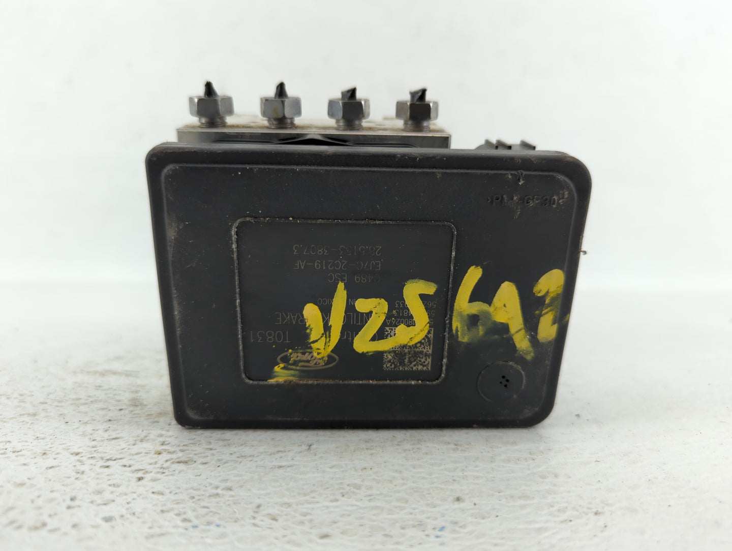 2015 Lincoln Mkc ABS Pump Control Module Replacement P/N:EJ7C-2C405-AG Fits OEM Used Auto Parts - Oemusedautoparts1.com