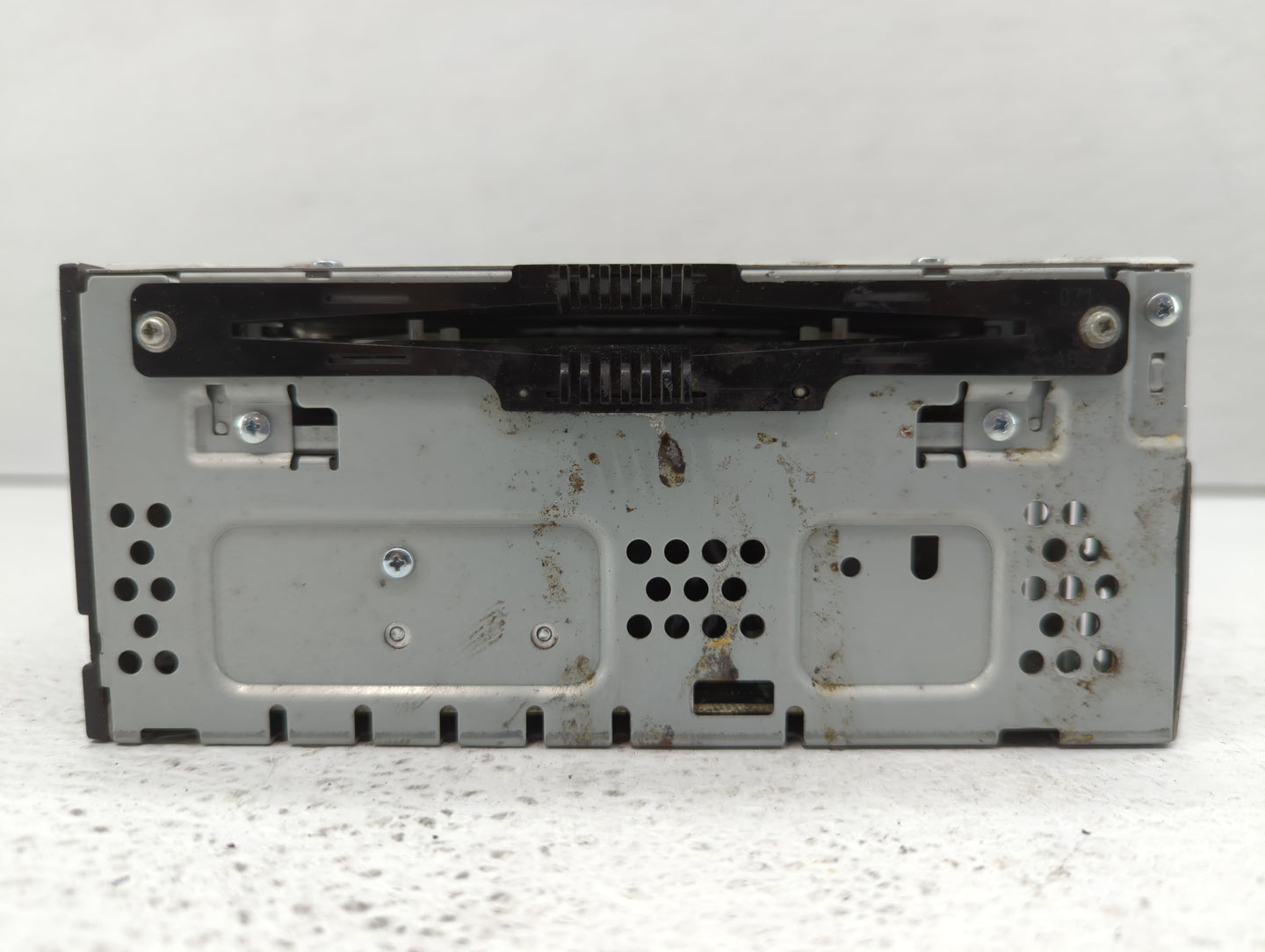 2015 Lincoln Mkc Radio AM FM Cd Player Receiver Replacement P/N:EJ7T-19C107-AF EJ7T-19C107-AG Fits OEM Used Auto Parts - Oem