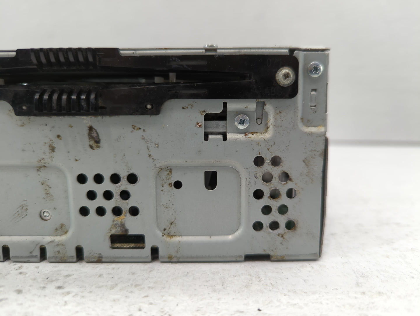 2015 Lincoln Mkc Radio AM FM Cd Player Receiver Replacement P/N:EJ7T-19C107-AF EJ7T-19C107-AG Fits OEM Used Auto Parts - Oem