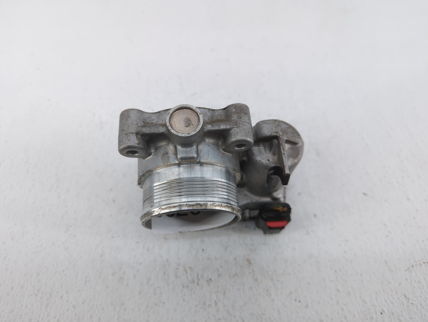 2015-2019 Lincoln Mkc Throttle Body P/N:0280750576 Fits Fits 2014 2015 2016 2017 2018 2019 2020 2021 2022 OEM Used Auto Part