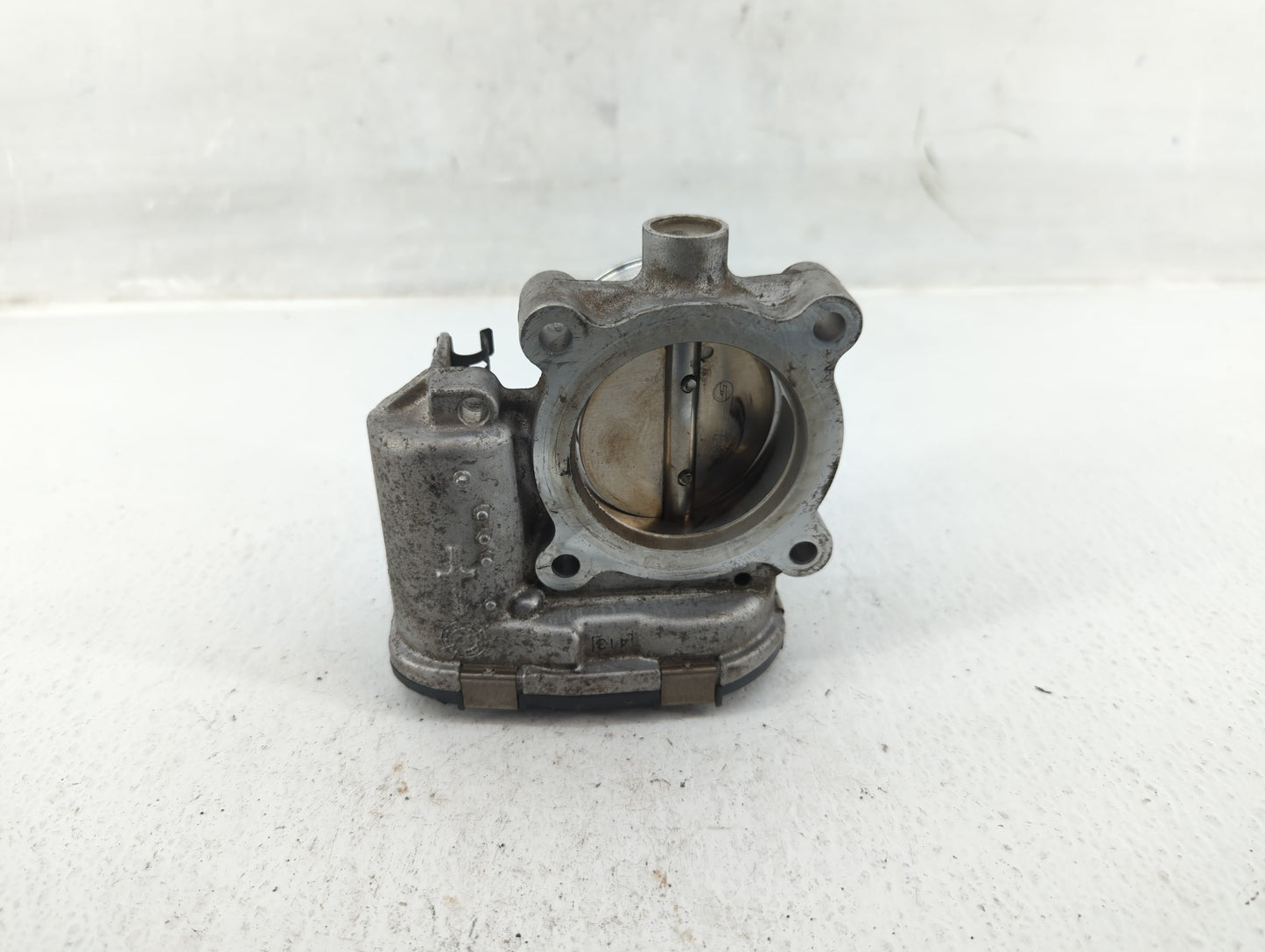 2015-2019 Lincoln Mkc Throttle Body P/N:0280750576 Fits Fits 2014 2015 2016 2017 2018 2019 2020 2021 2022 OEM Used Auto Part