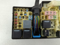2015-2016 Lincoln Mkc Fusebox Fuse Box Panel Relay Module P/N:AV6T-14A142-AB AV6T-14A067-AD Fits Fits 2015 2016 OEM Used Aut