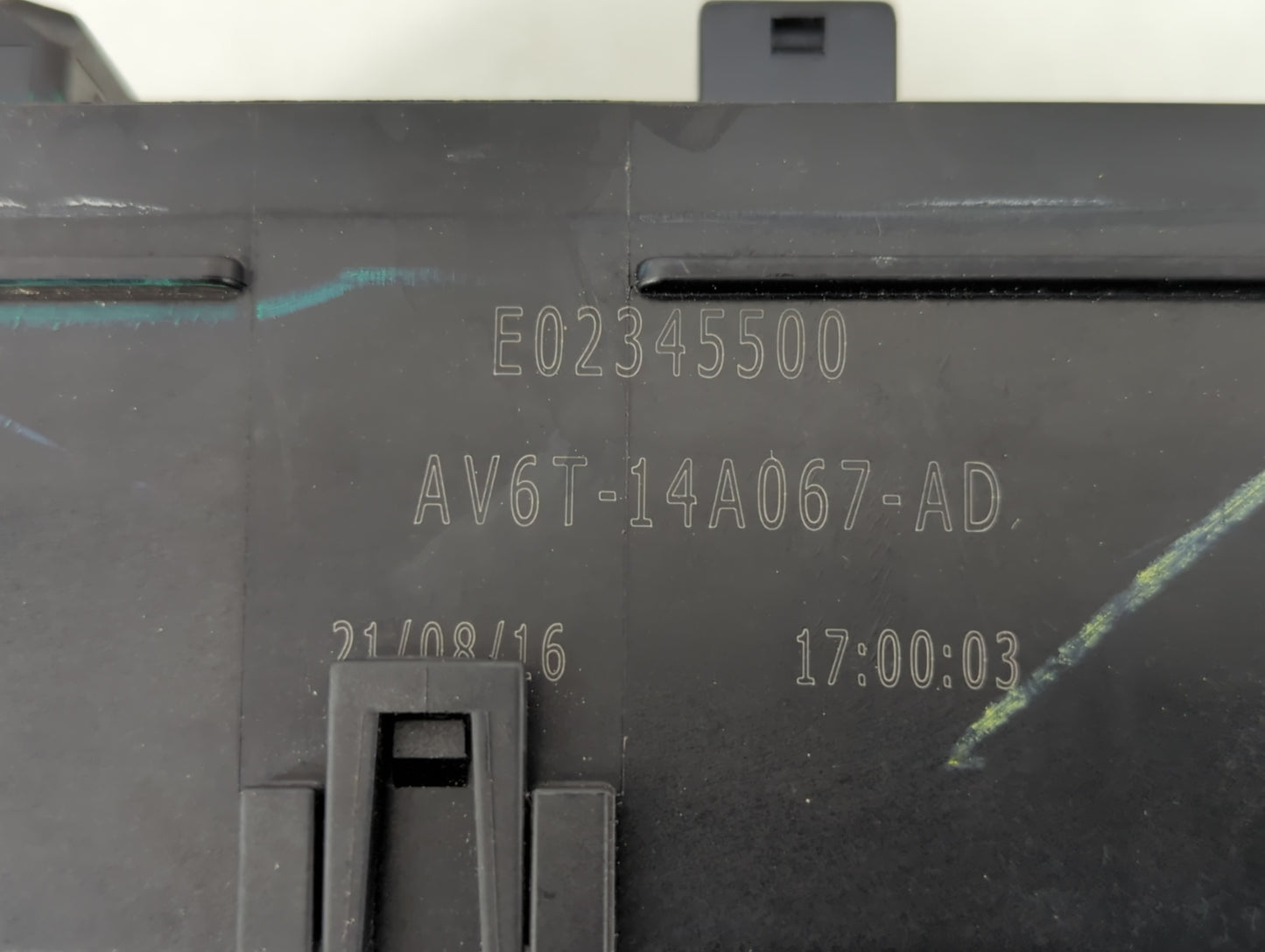 2015-2016 Lincoln Mkc Fusebox Fuse Box Panel Relay Module P/N:AV6T-14A142-AB AV6T-14A067-AD Fits Fits 2015 2016 OEM Used Aut