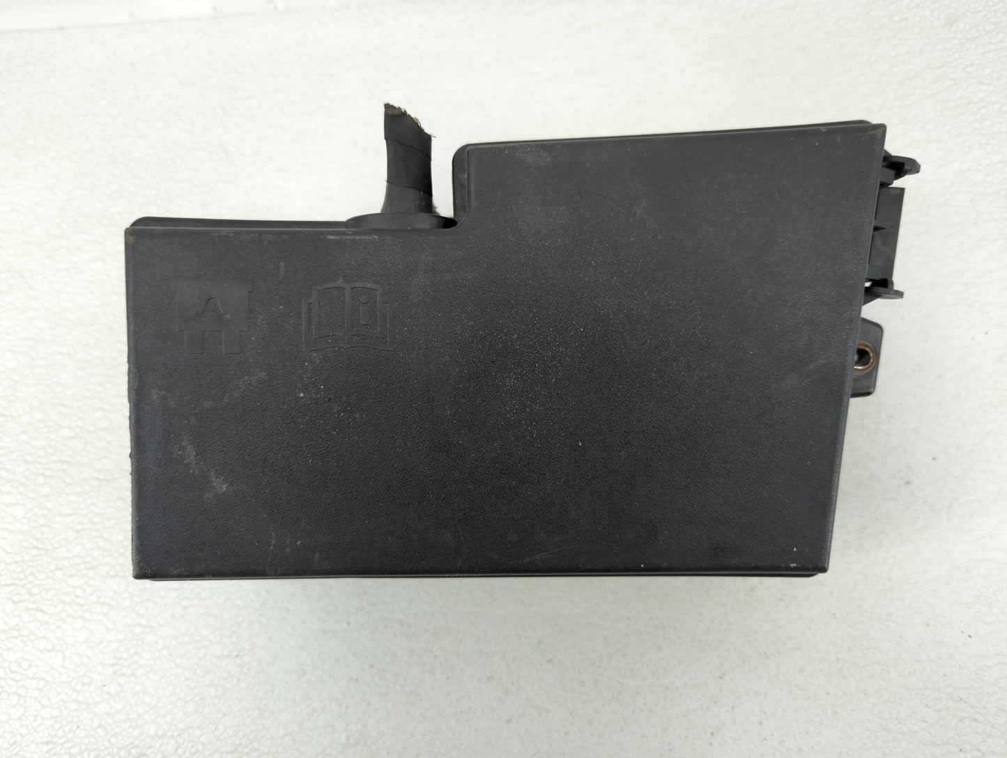 2015-2016 Lincoln Mkc Fusebox Fuse Box Panel Relay Module P/N:AV6T-14A067-AD Fits Fits 2015 2016 OEM Used Auto Parts - Oemus