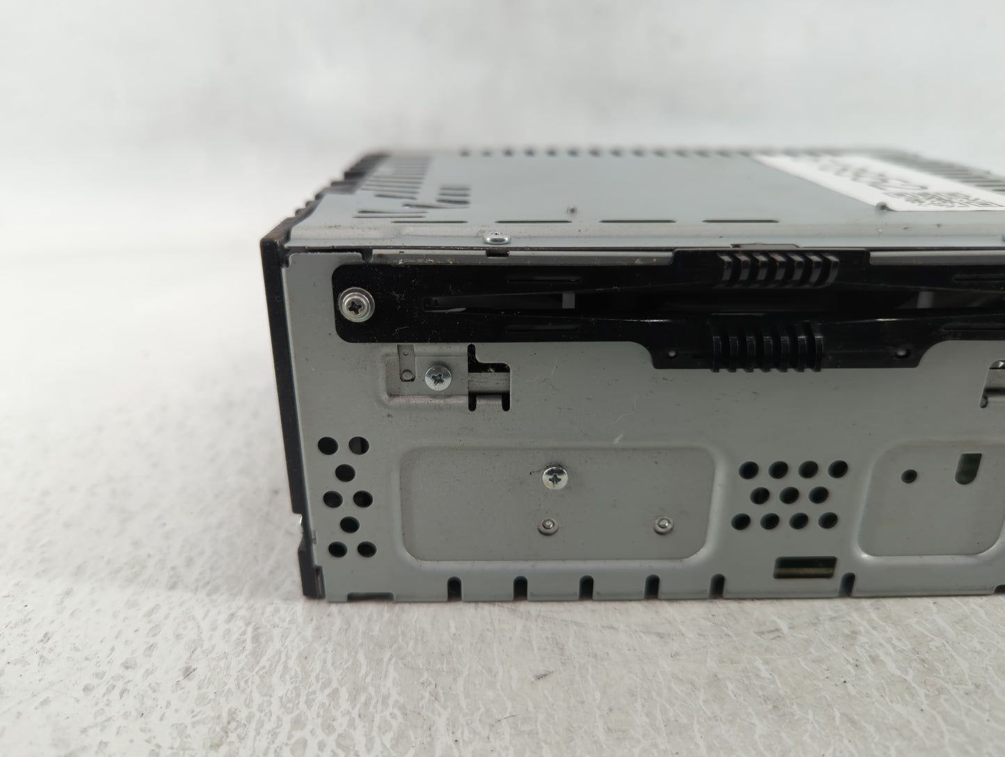 2015-2015 Lincoln Mkc Am Fm Cd Player Radio Receiver - Oemusedautoparts1.com