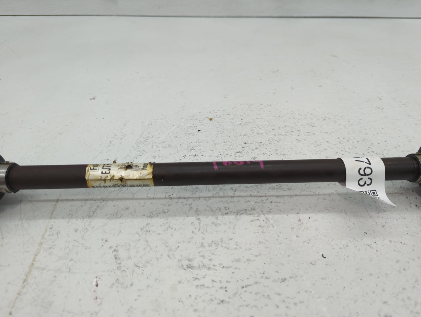 2015-2019 Lincoln Mkc Axle Shaft Rear Passenger Cv C/v - Oemusedautoparts1.com