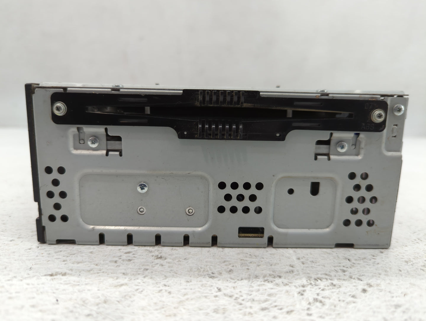 2015-2015 Lincoln Mkc Am Fm Cd Player Radio Receiver - Oemusedautoparts1.com